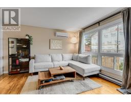 19 A Banner Road, Ottawa, ON K2H8T3 Photo 9