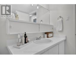 1601 - 475 Laurier Avenue W, Ottawa, ON K1R7X1 Photo 13