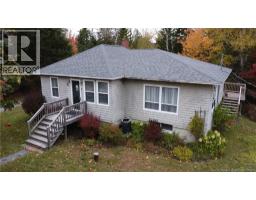 15 Avery Lane, photo 2