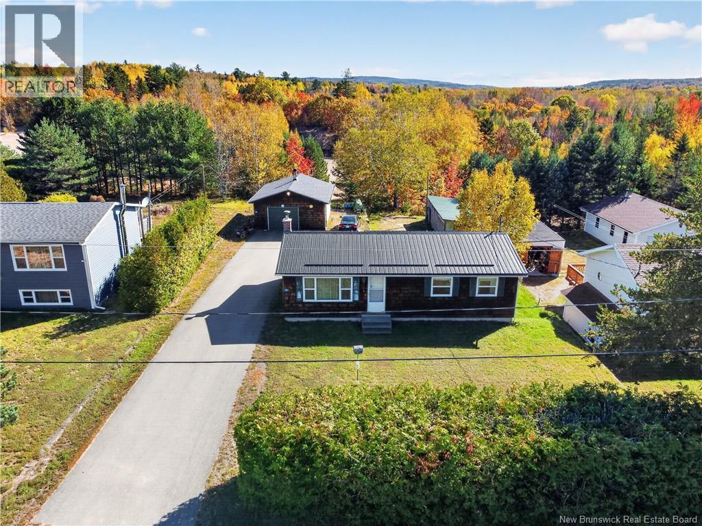 6 Clearwater Street - 1