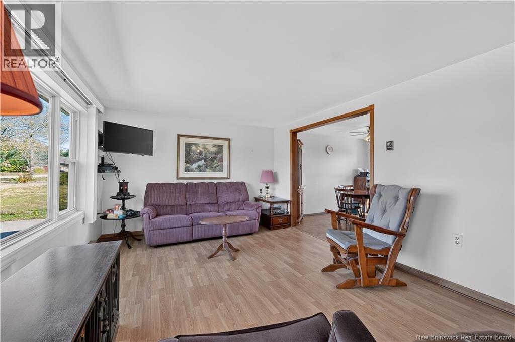 6 Clearwater Street - 10