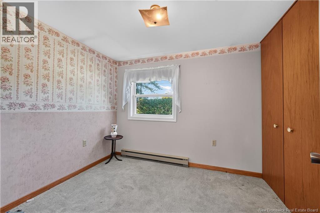 6 Clearwater Street - 13