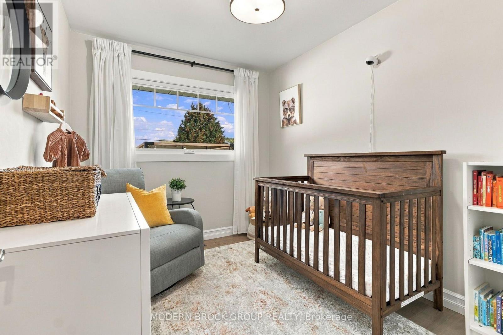 10 Manor Drive — photo 30