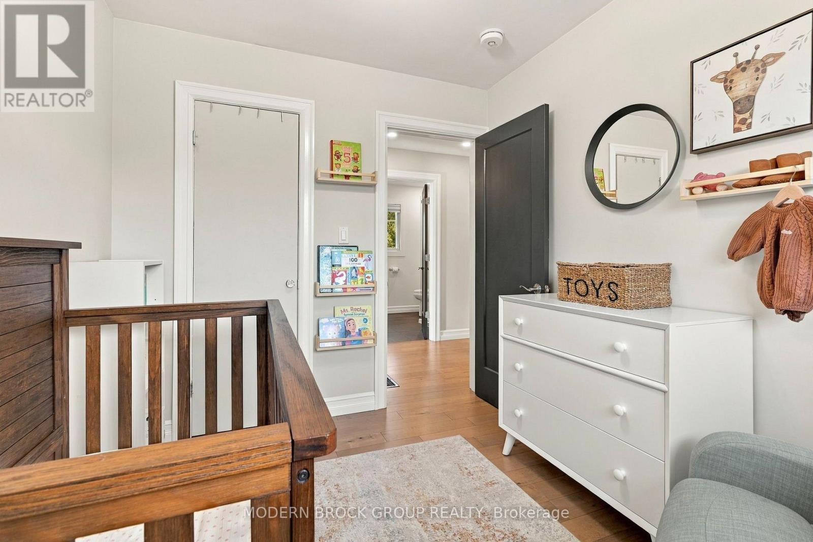 10 Manor Drive — photo 31
