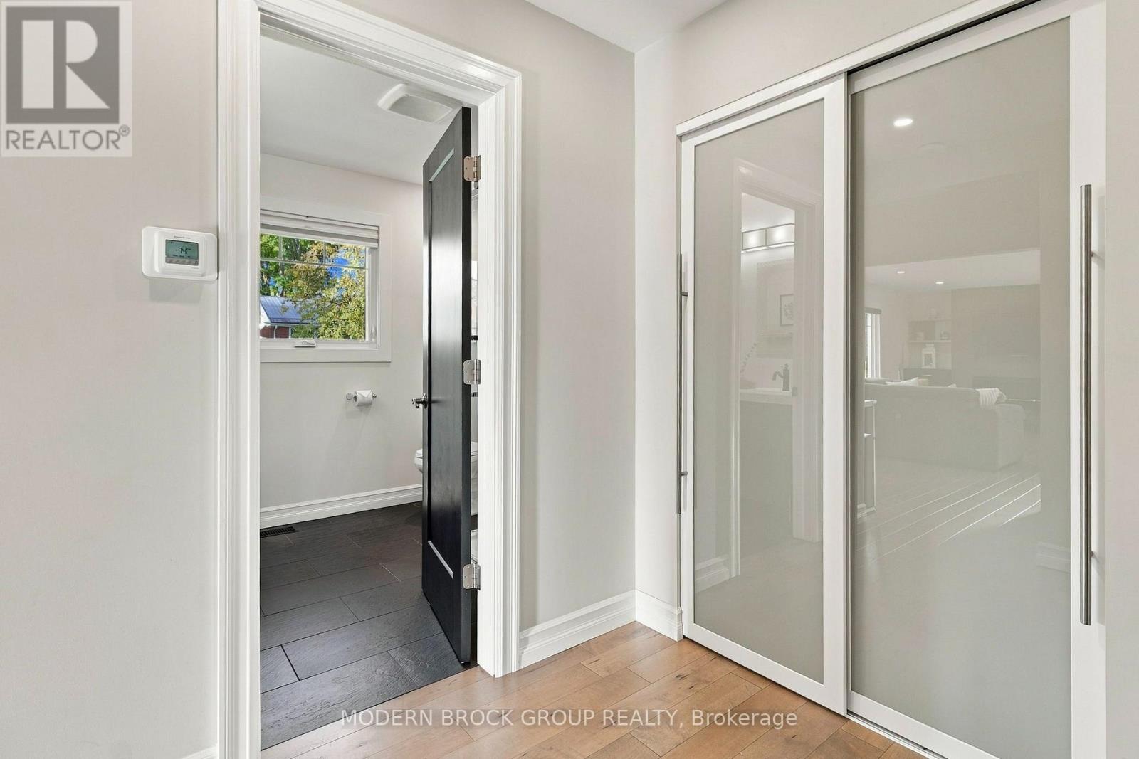 10 Manor Drive — photo 35