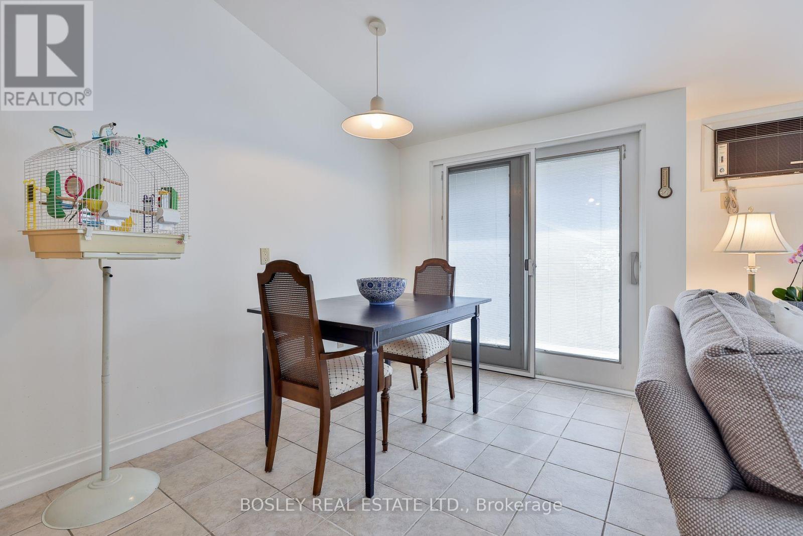 41 St Cuthberts Road, Toronto, ON photo 13