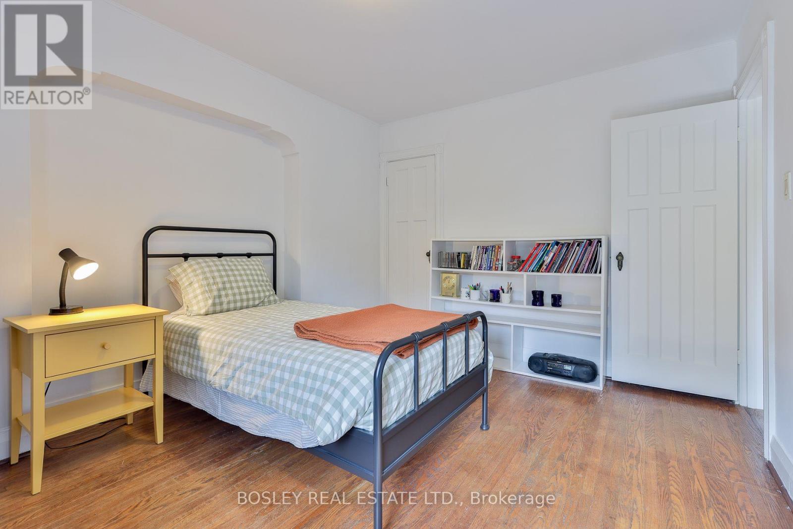 41 St Cuthberts Road, Toronto, ON photo 24