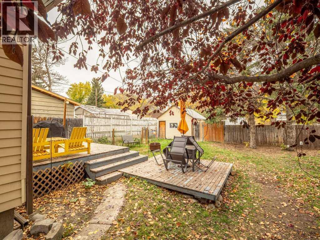 959 8 Street S, photo 40 of 44