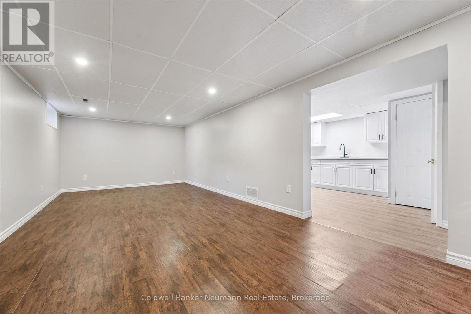 22 Carter Drive — photo 31