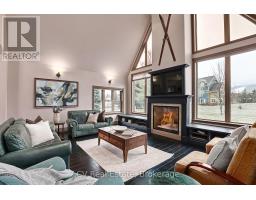 Living room - 159 Snowbridge Way, Blue Mountains, ON L9Y0V1 Photo 9