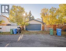 383 Woodfield Road Sw, Calgary, AB T2W3V8 Photo 35