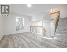 4pc Bathroom - 383 Woodfield Road Sw, Calgary, AB T2W3V8 Photo 10