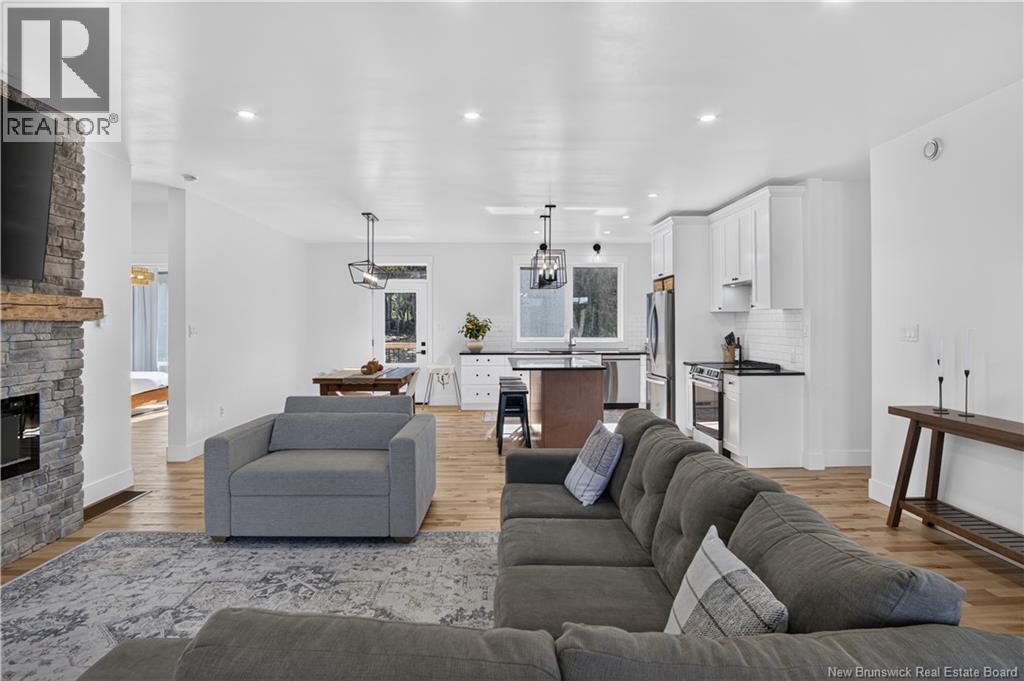 22 Carlingford Drive - 10