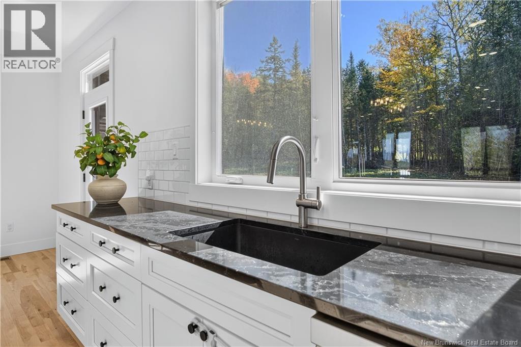 22 Carlingford Drive - 16