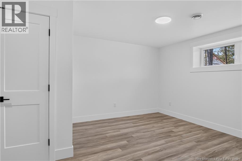 22 Carlingford Drive - 45