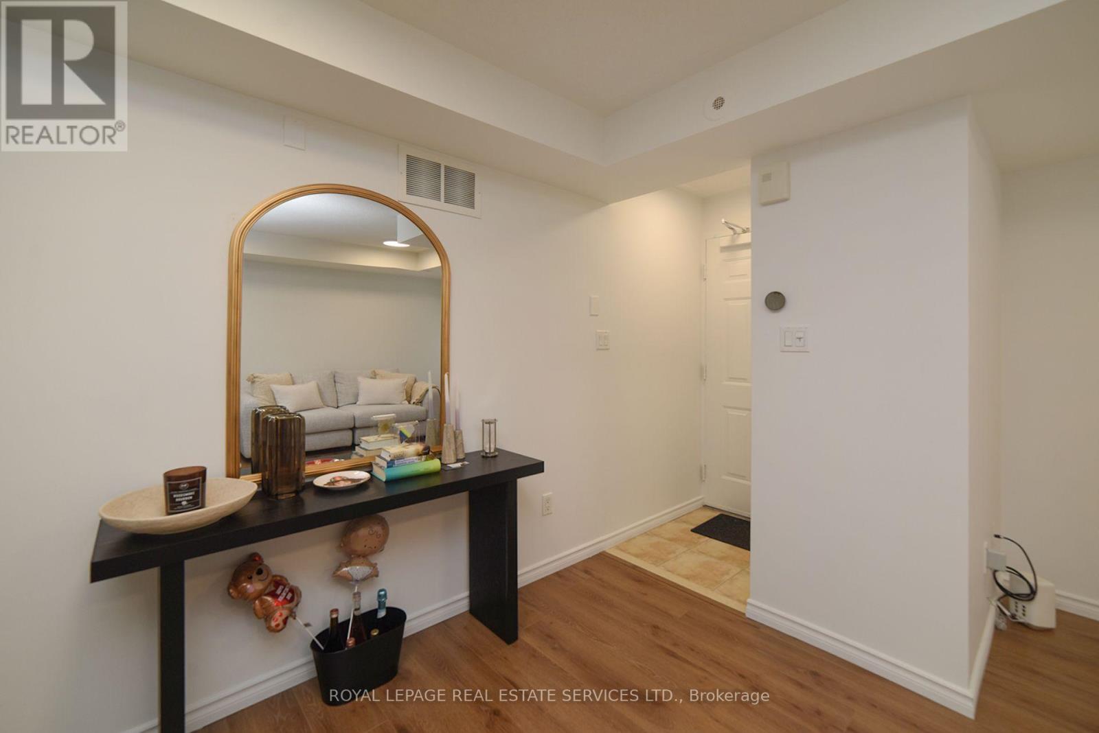 312 John Street — photo 10