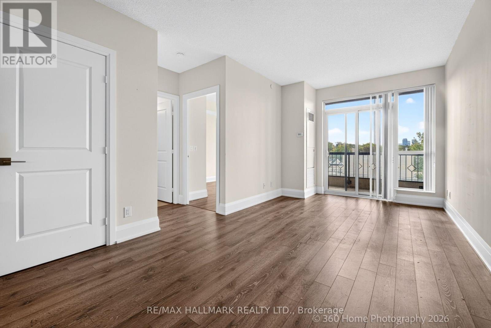 2 Old Mill Drive — photo 14