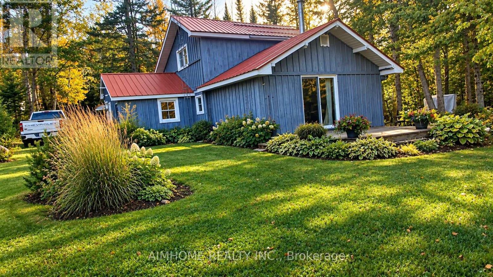 18 Ahmic Lake Road — photo 2