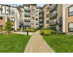 408 4030 Shelbourne St, Saanich, BC V8N3E4 Photo 35