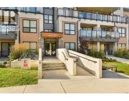 408 4030 Shelbourne St, Saanich, BC V8N3E4 Photo 38