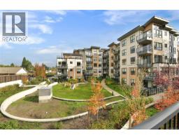 408 4030 Shelbourne St, Saanich, BC V8N3E4 Photo 42
