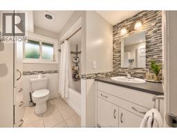 4255 Longfellow, Windsor, ON N9G2B5 Photo 12