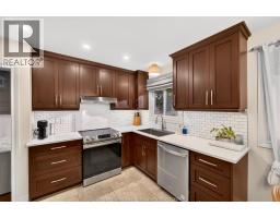 Kitchen - 4255 Longfellow, Windsor, ON N9G2B5 Photo 6