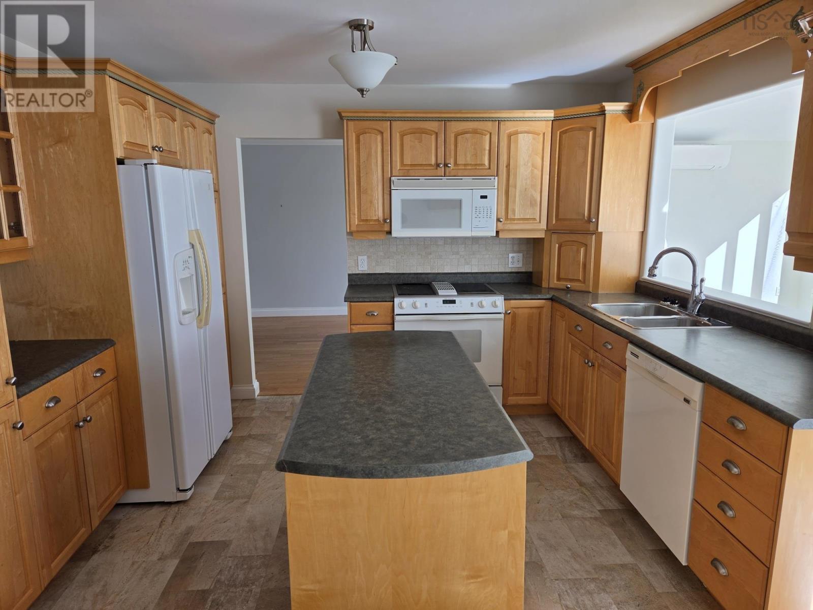 71 Harris Avenue - 7