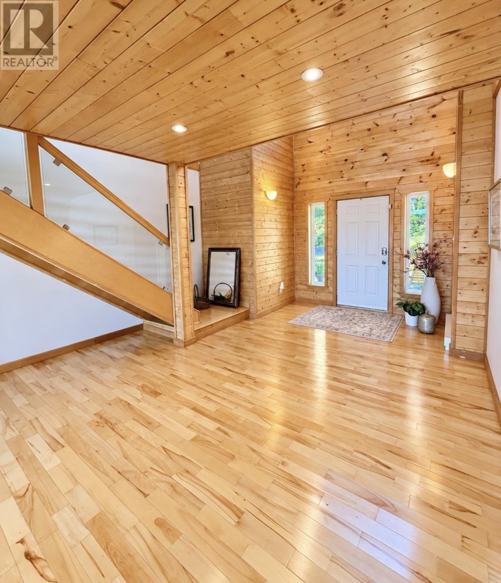 20 Lakeside Drive - 24
