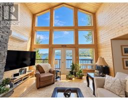 20 Lakeside Drive thumbnail 12