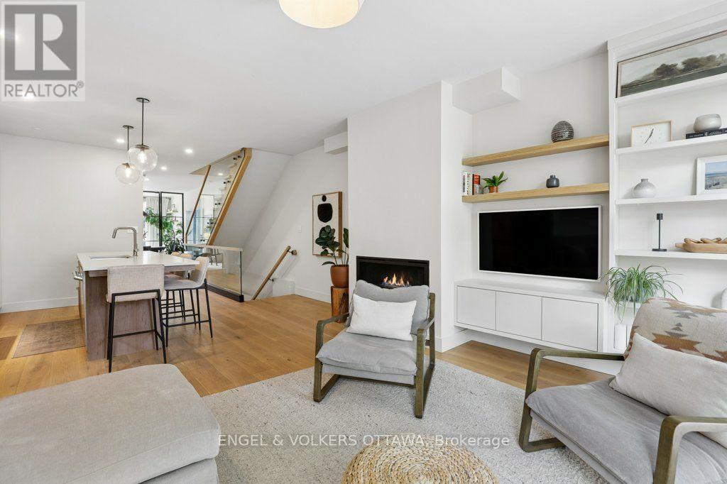 569 EDISON AVENUE - 23
