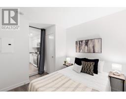 652 - 10 Capreol Court, Toronto, ON M5V4B3 Photo 21