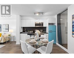 652 - 10 Capreol Court, Toronto, ON M5V4B3 Photo 9