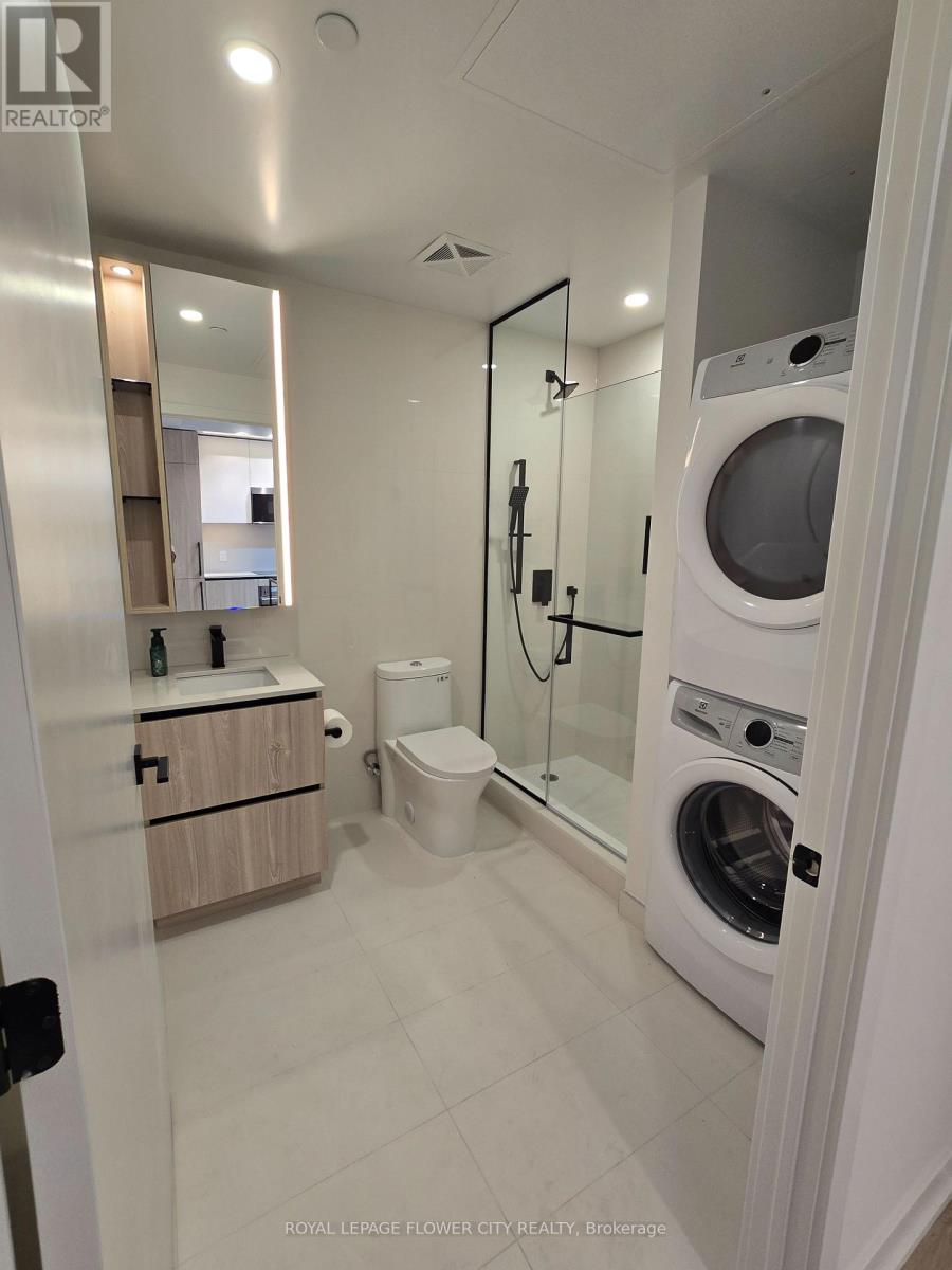 699 Sheppard Avenue — photo 13