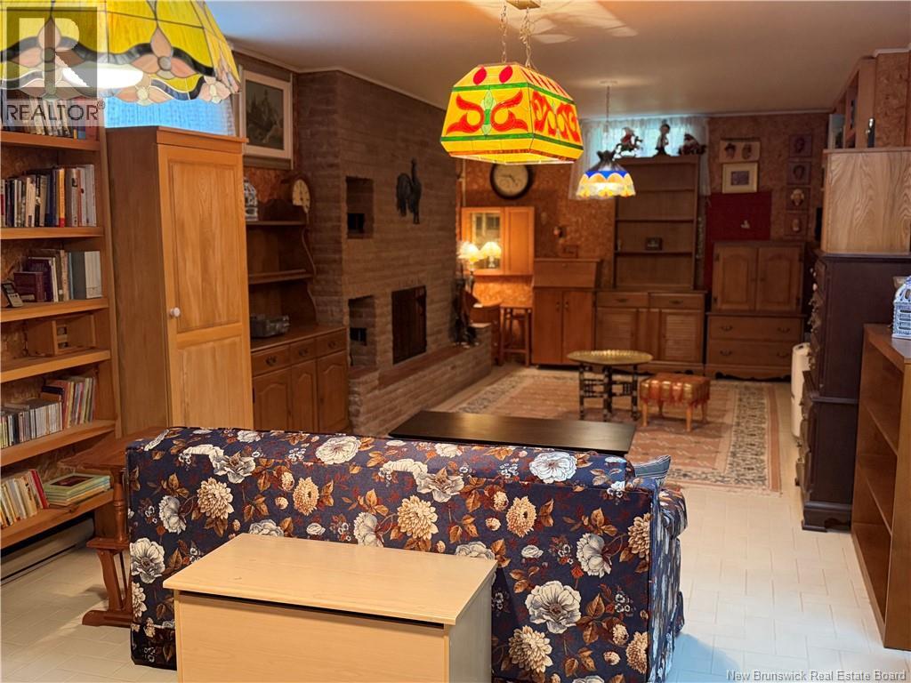 211 Bellevue Street - 42