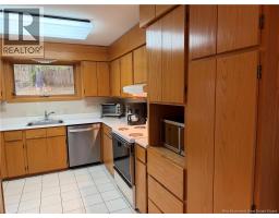 211 Bellevue Street, Edmundston, NB E3V2E4 Photo 15