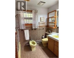 211 Bellevue Street, Edmundston, NB E3V2E4 Photo 25