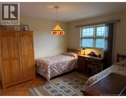 211 Bellevue Street, Edmundston, NB E3V2E4 Photo 37