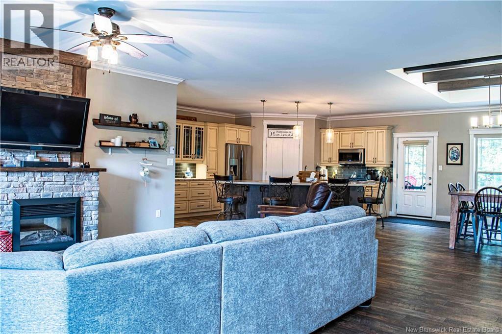 2 Burton Evergreen Drive - 10