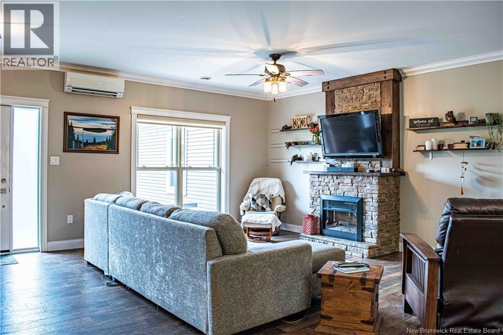 2 Burton Evergreen Drive - 11