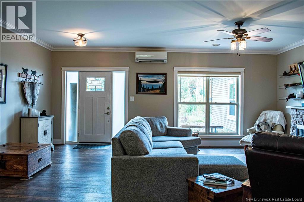 2 Burton Evergreen Drive - 12