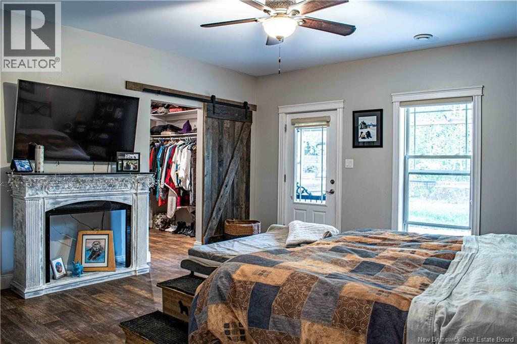 2 Burton Evergreen Drive - 22
