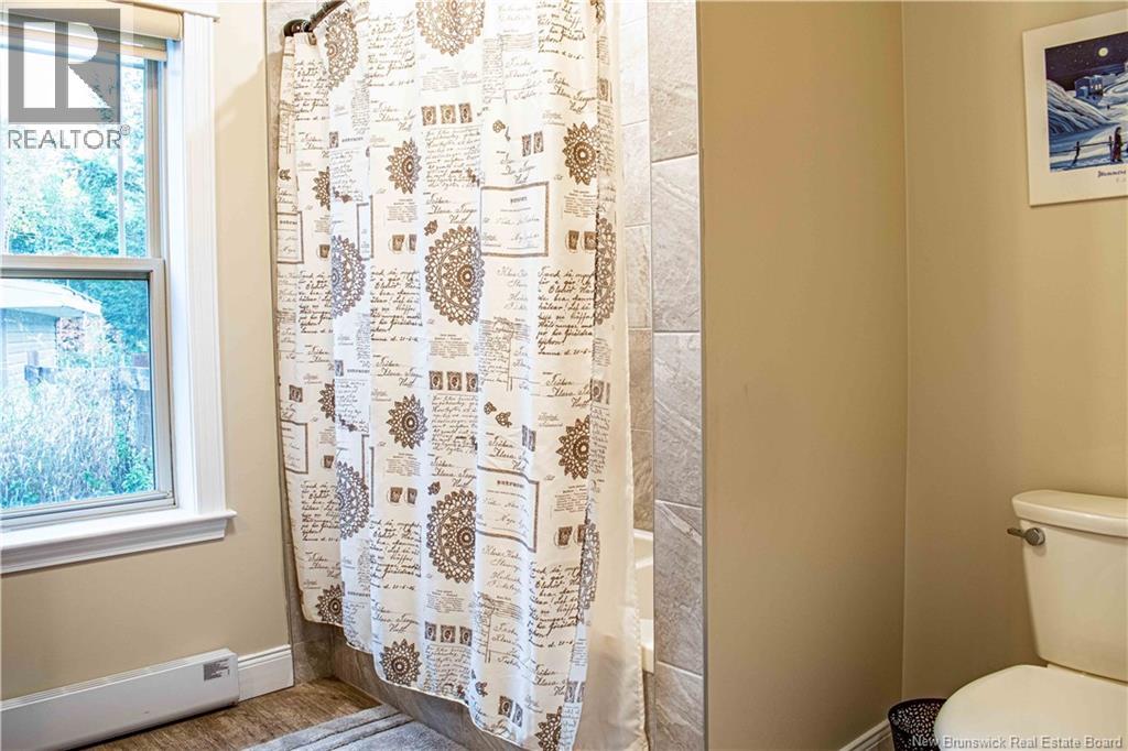 2 Burton Evergreen Drive - 33