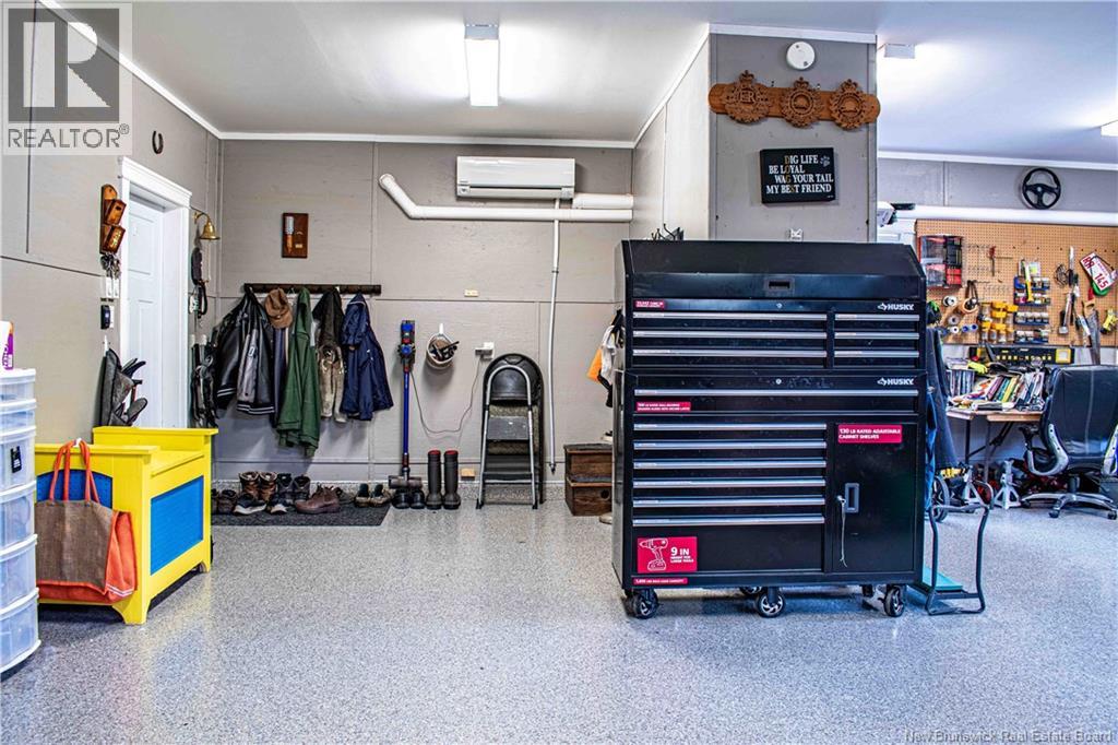2 Burton Evergreen Drive - 36