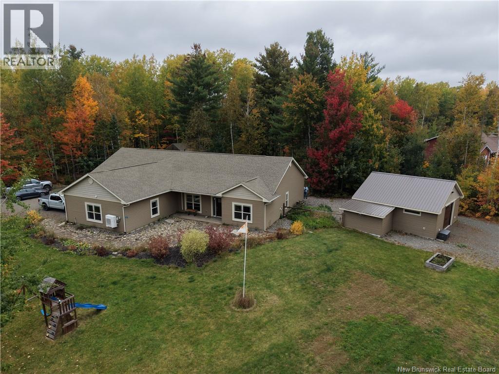 2 Burton Evergreen Drive - 49
