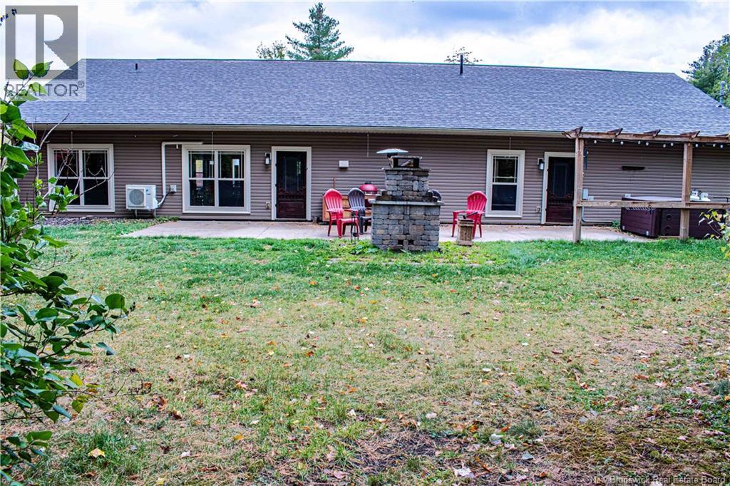 2 Burton Evergreen Drive - 6