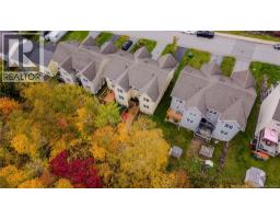 28 Noel Avenue, photo 4