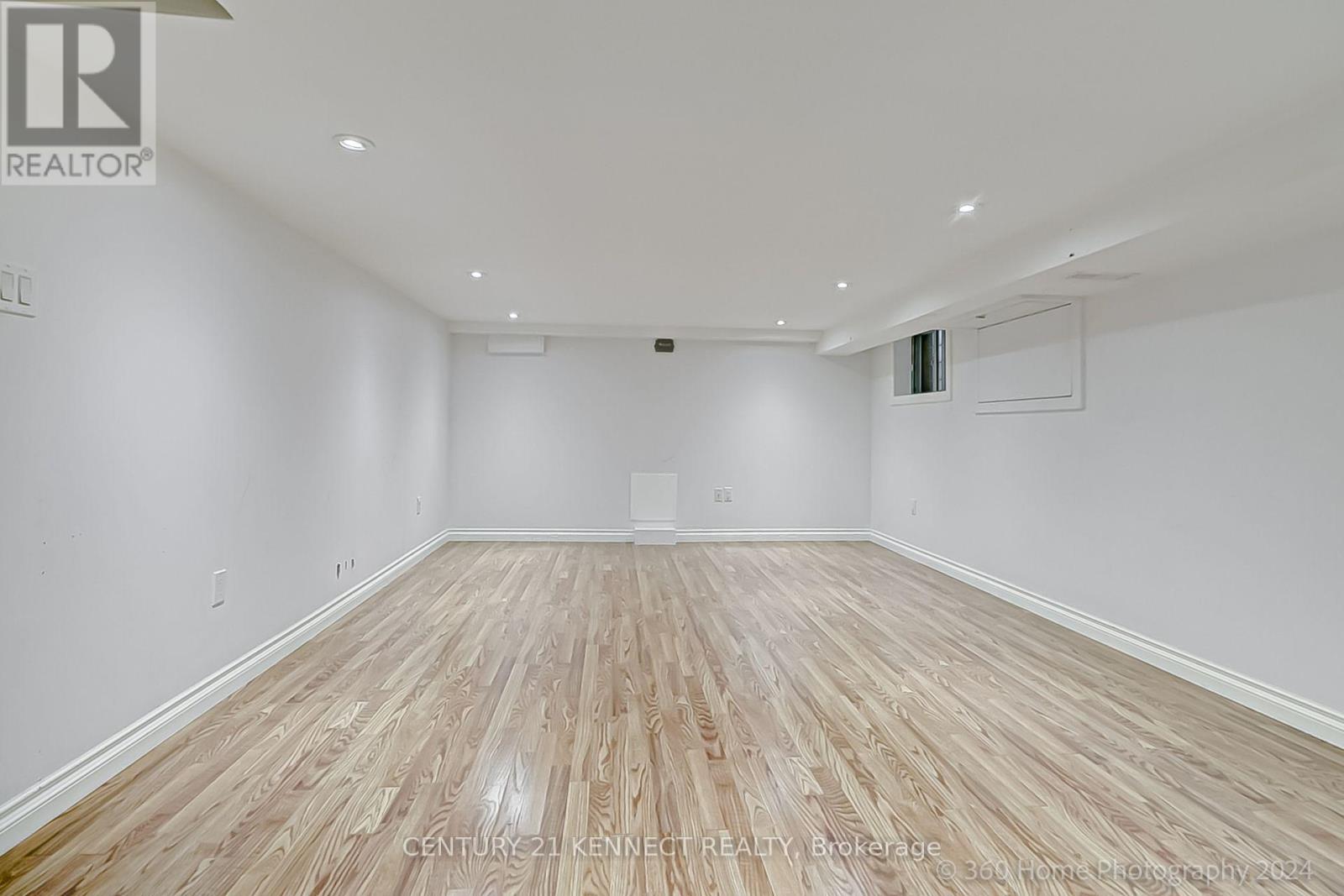 48 Stephenson Avenue — photo 15