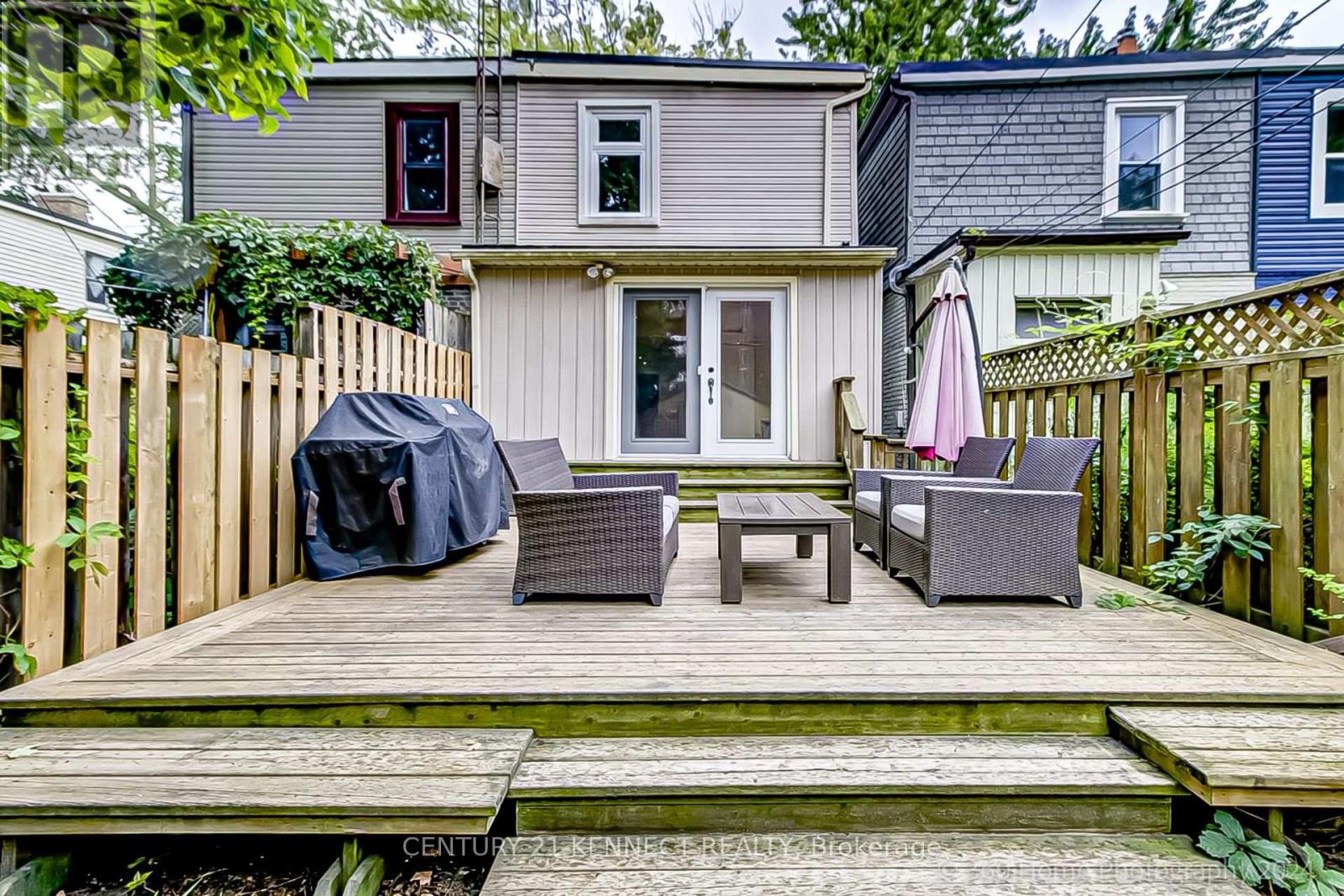 48 Stephenson Avenue — photo 18