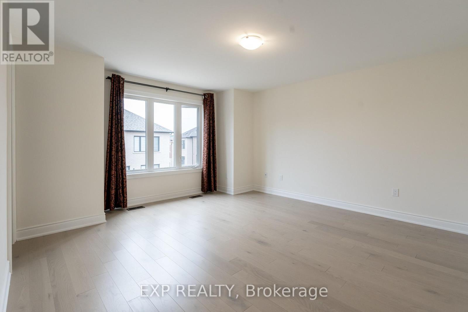 510 New England Court — photo 11